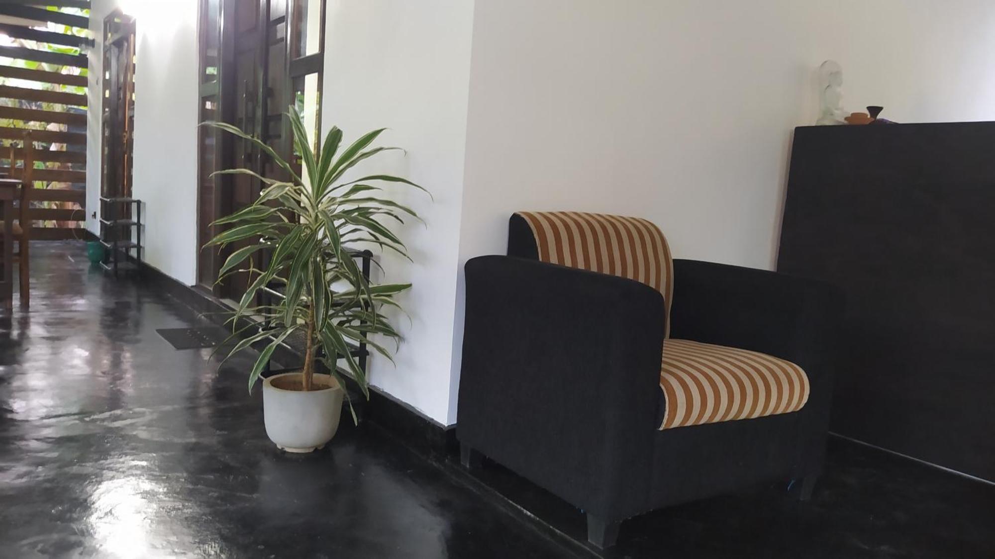 Yashi'S Place Sigirija Zewnętrze zdjęcie