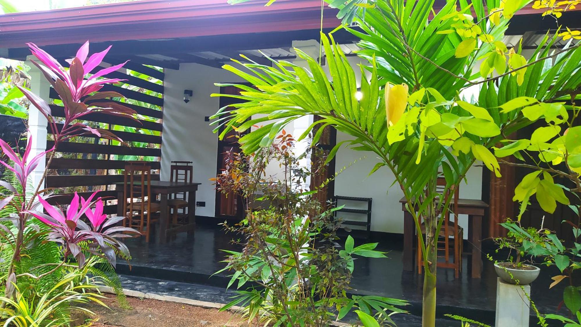 Yashi'S Place Sigirija Zewnętrze zdjęcie