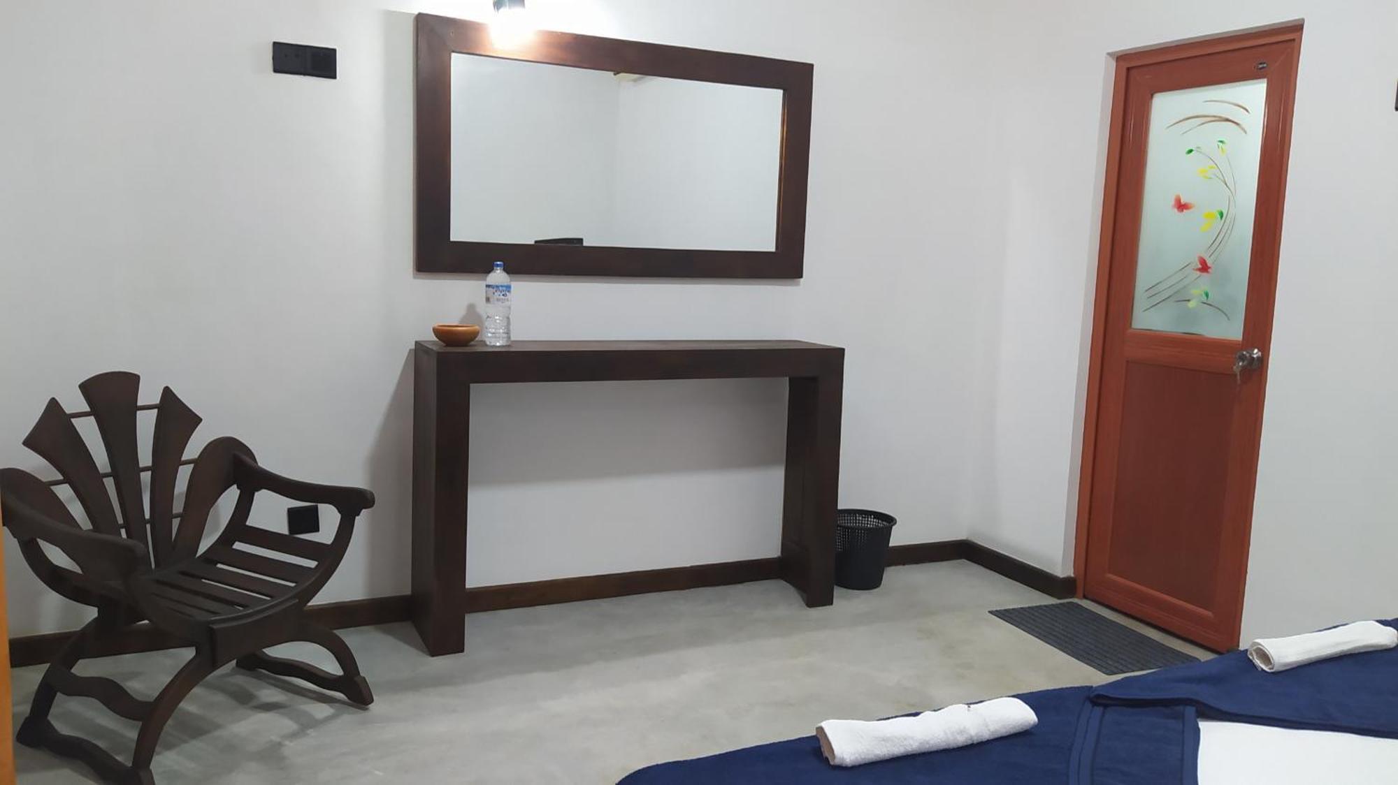 Yashi'S Place Sigirija Zewnętrze zdjęcie